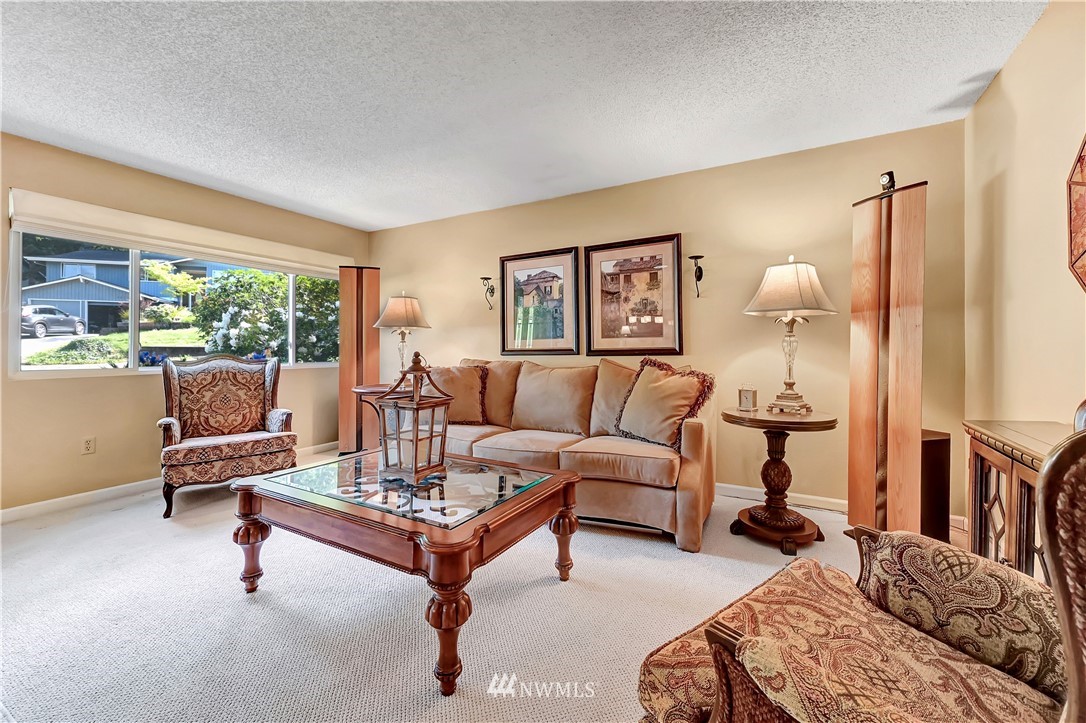 2016 172nd Place Southeast Bothell, WA 98012 - Photo 4 of 24
