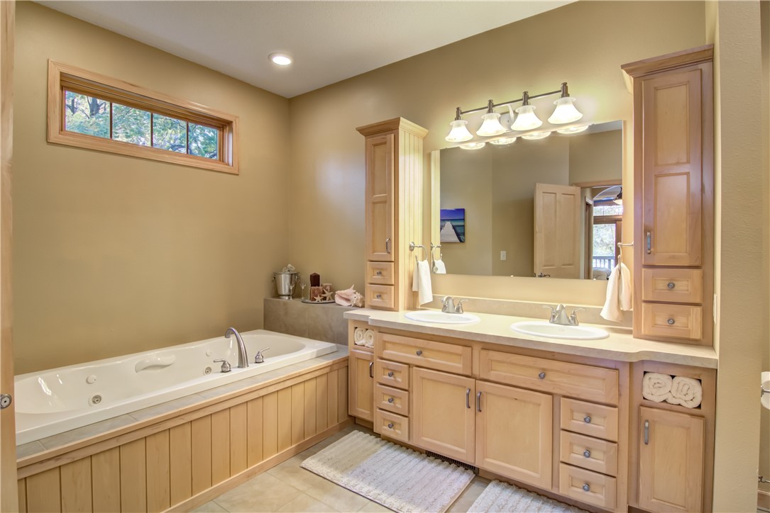 1114 Heart Island Parkway Rice Lake, WI 54868 - Photo 25 of 60