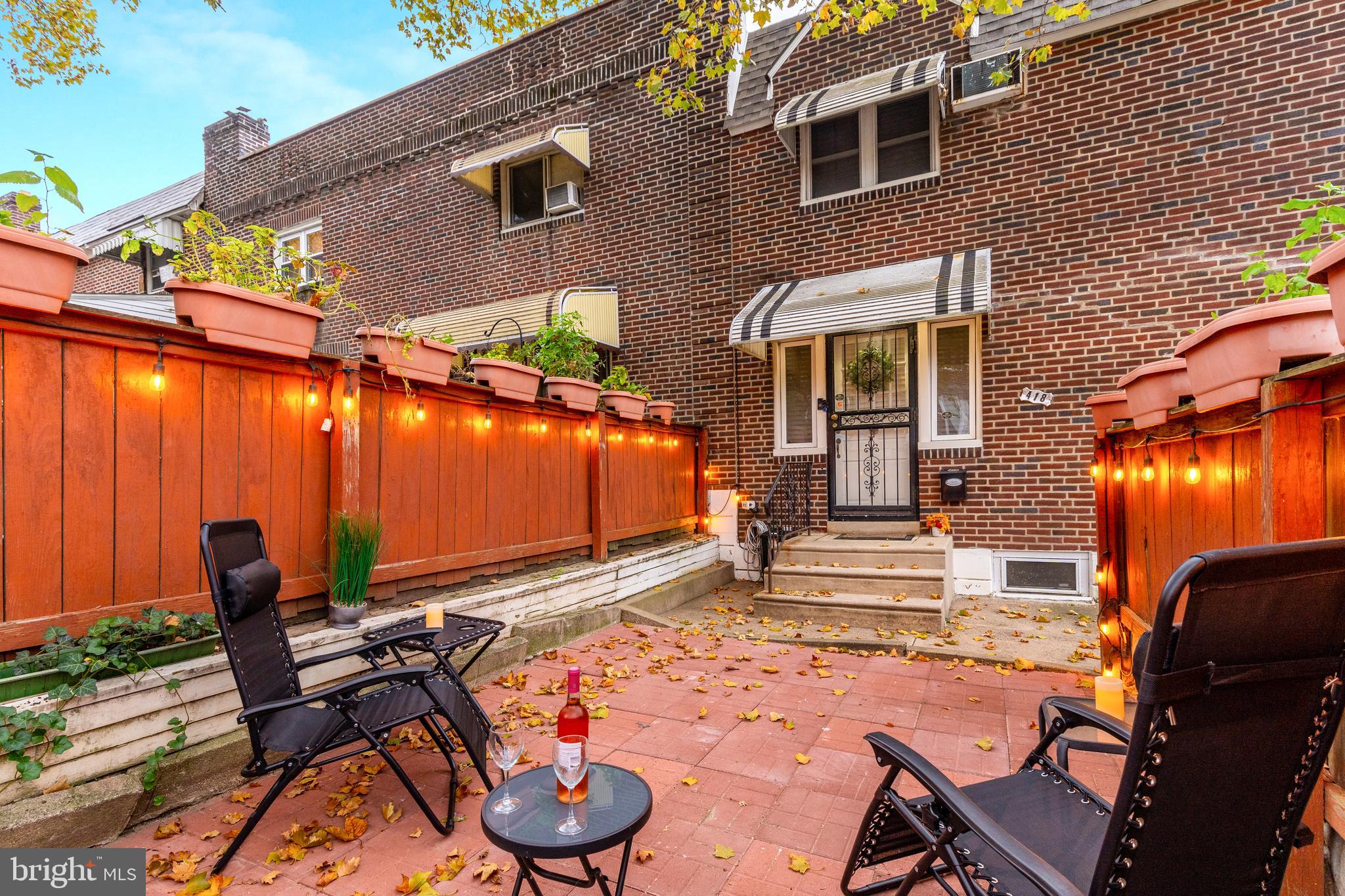 418 Littlecroft Road Upper Darby, PA 19082 - Photo 3 of 22