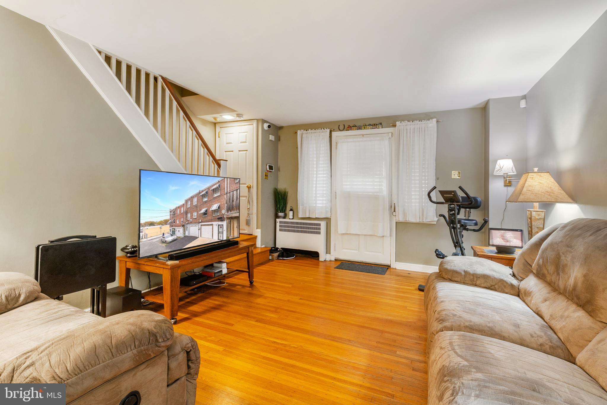 418 Littlecroft Road Upper Darby, PA 19082 - Photo 7 of 22