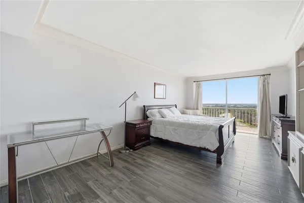 $315,000 | 4924 Cobbs Drive, Unit 9C, Waco, TX 76710