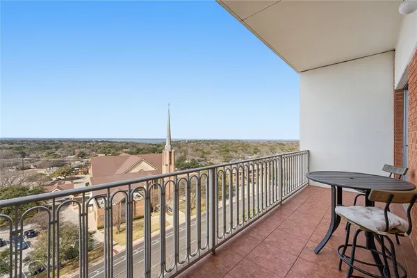 $315,000 | 4924 Cobbs Drive, Unit 9C, Waco, TX 76710