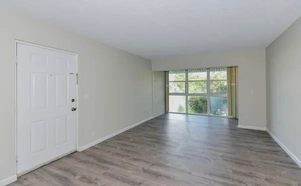 $185,000 | 1531 Southeast Royal Green Circle, Unit 202, Port St. Lucie, FL 34952