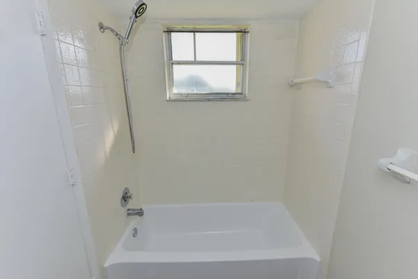 $185,000 | 1531 Southeast Royal Green Circle, Unit 202, Port St. Lucie, FL 34952