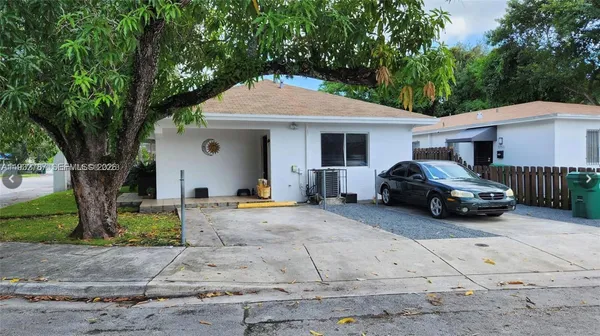 $2,960 | 580 Northwest 58th Street, Unit 580, Miami, FL 33127