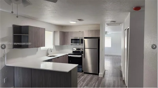 $2,960 | 580 Northwest 58th Street, Unit 580, Miami, FL 33127
