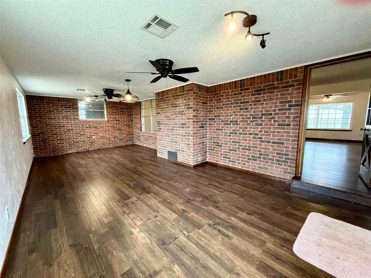 7151 Independence Perry, OK 73077 - Photo 24 of 41 Gallery Image 24