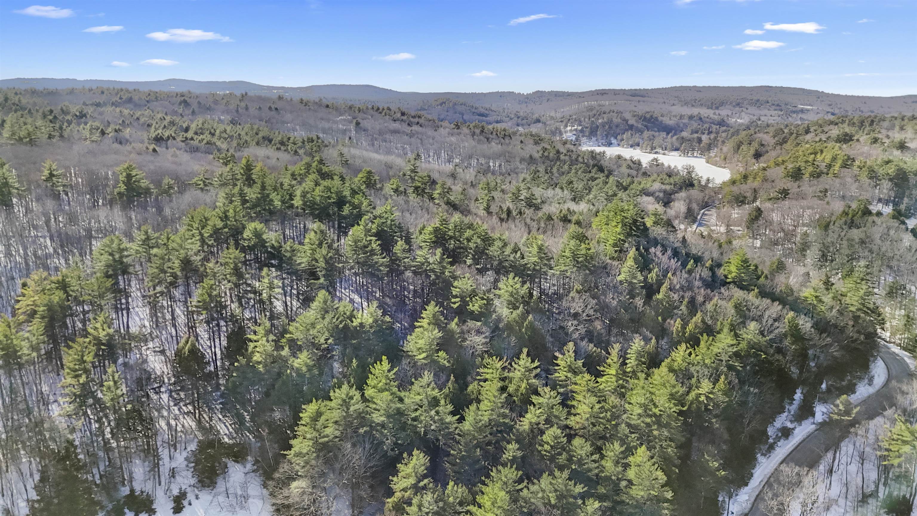 114 Thorndike Road, Unit 114 Weare, NH 03281 - Photo 11 of 17