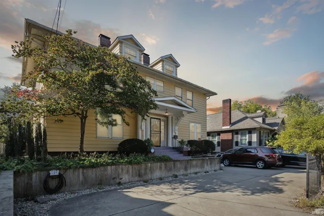 $438,900 | 437 East Beardsley Avenue, Elkhart, IN 46514