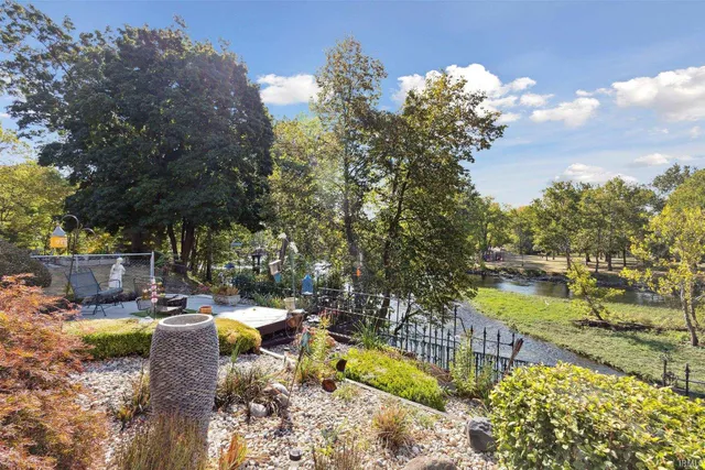 $438,900 | 437 East Beardsley Avenue, Elkhart, IN 46514