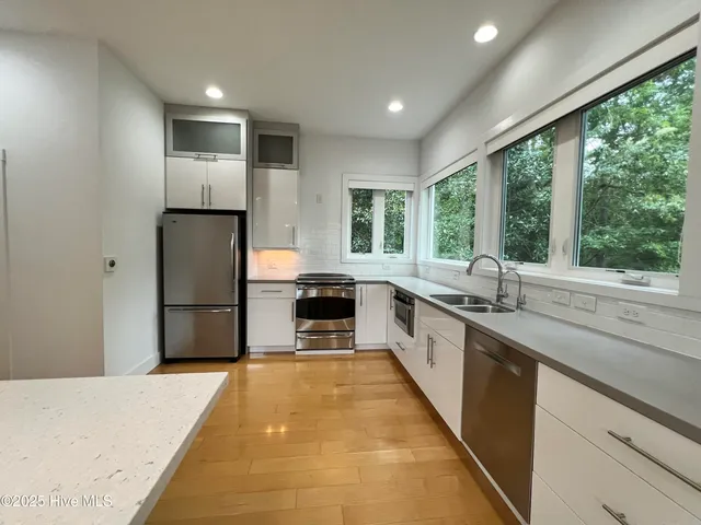 $2,700 | 103 South 29th Street, Wilmington, NC 28403