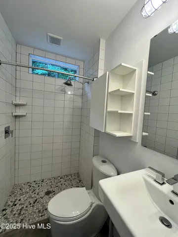 $2,700 | 103 South 29th Street, Wilmington, NC 28403