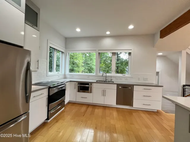 $2,700 | 103 South 29th Street, Wilmington, NC 28403