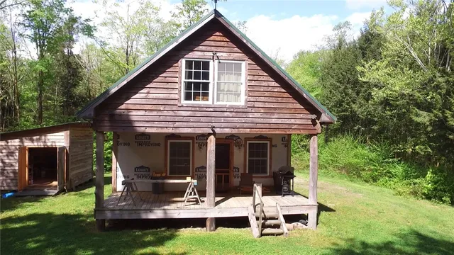 $159,900 | 207 Cherry Lane, German, NY 13040