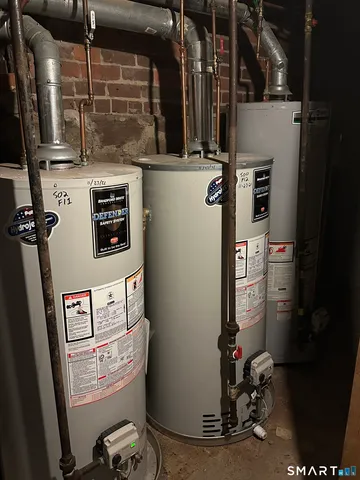 $409,900 | 498 Broad Street, Hartford, CT 06106