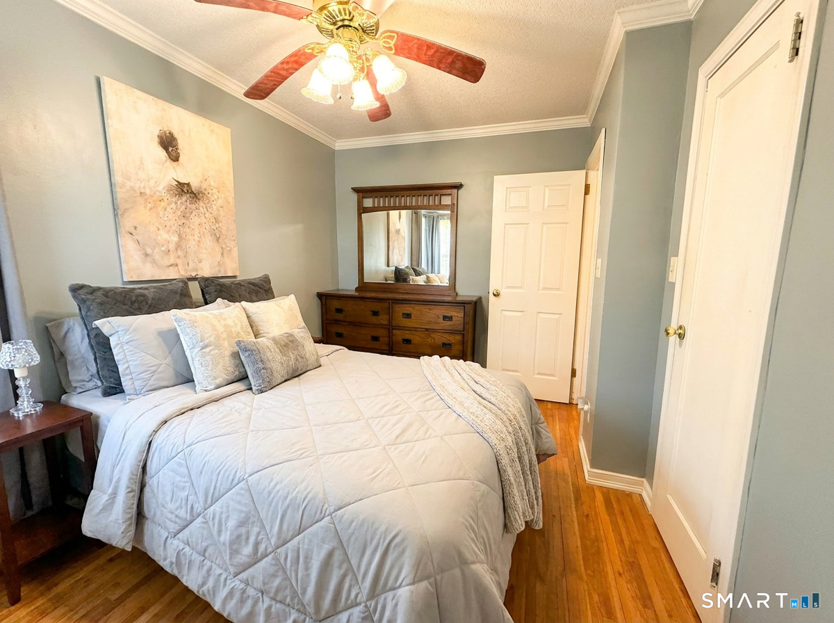 33 Salem Road East Hartford, CT 06118 - Photo 12 of 24