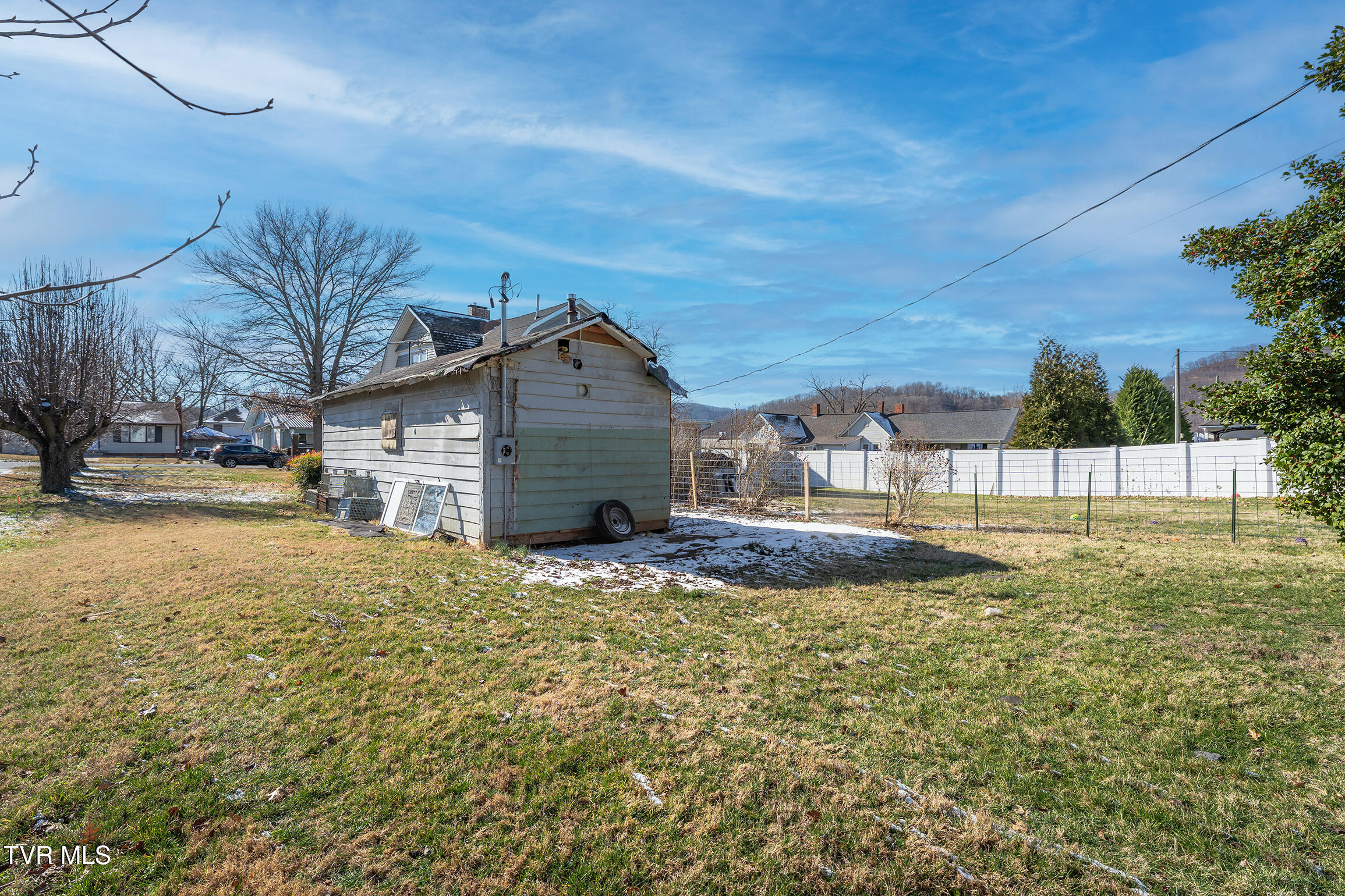 317 Gay Street Erwin, TN 37650 - Photo 26 of 31 317 Gay St35