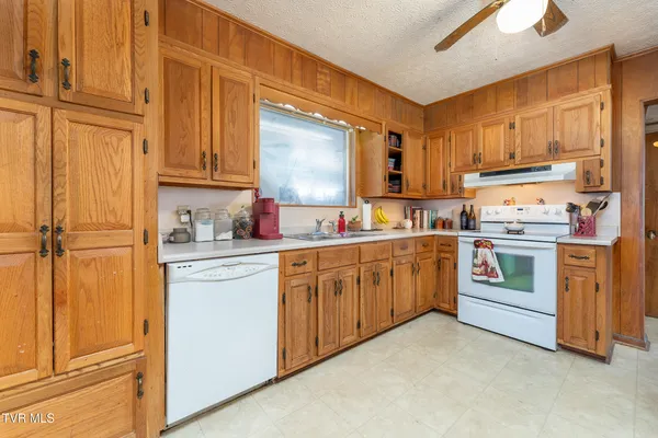 $260,000 | 317 Gay Street, Erwin, TN 37650