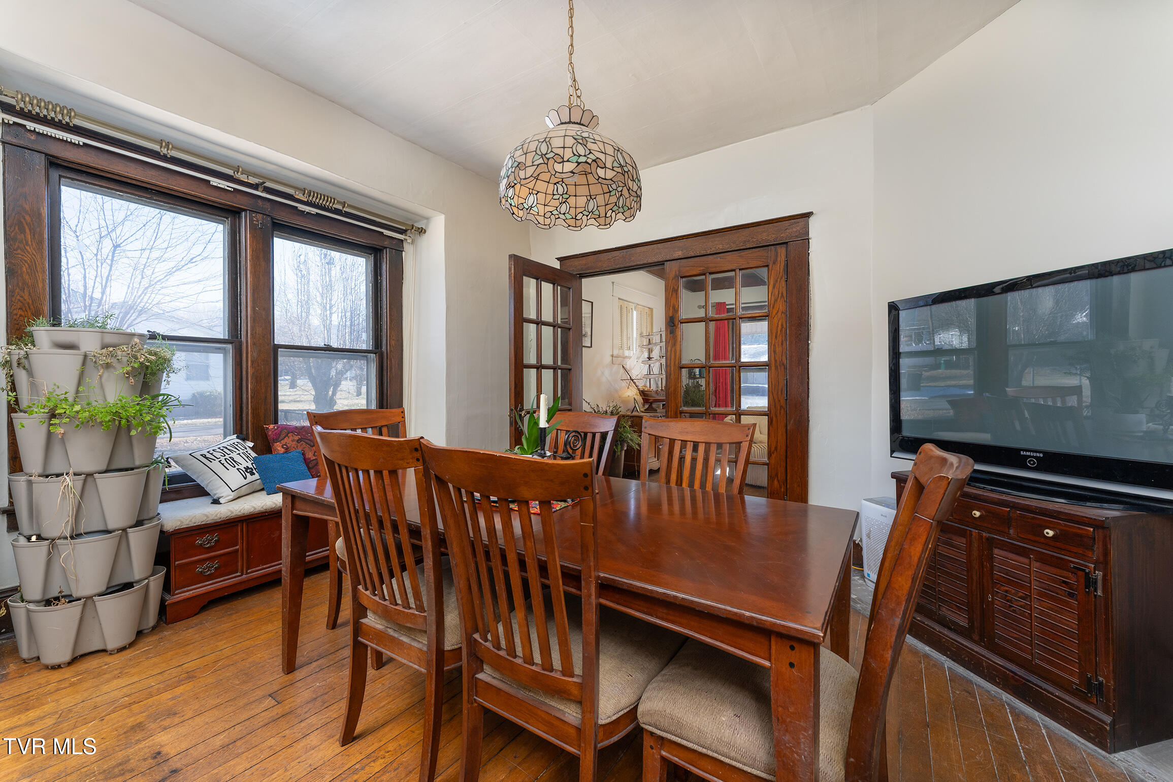 317 Gay Street Erwin, TN 37650 - Photo 9 of 31 317 Gay St14