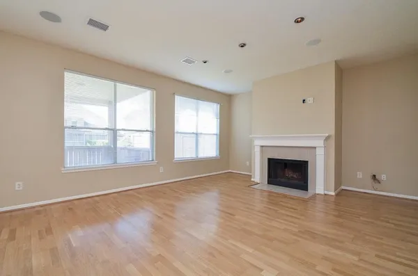 $2,400 | 1118 Cambrian Park Court, Sugar Land, TX 77479