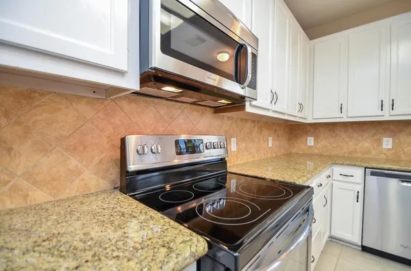 $2,400 | 1118 Cambrian Park Court, Sugar Land, TX 77479