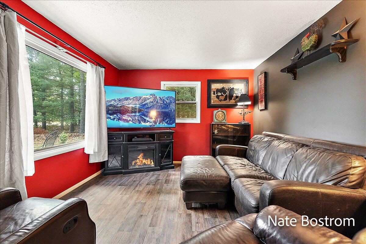 38-6724 Hall Rd WM-11