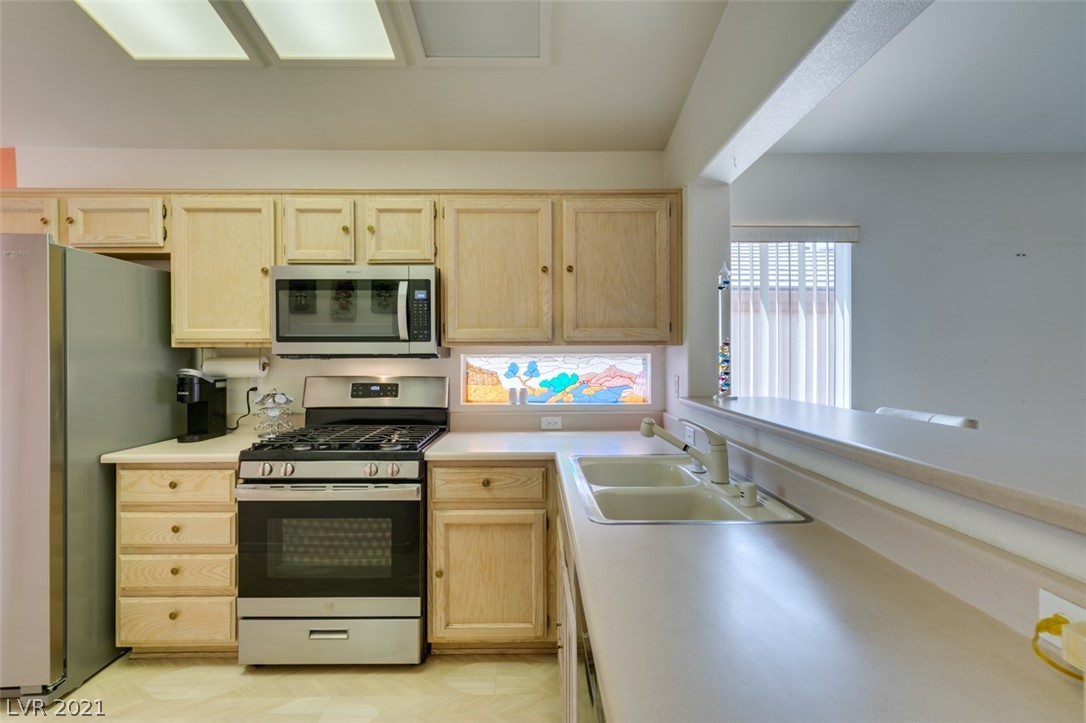 483 Edgefield Ridge Place Henderson, NV 89012 - Photo 21 of 38 Gallery Image 21