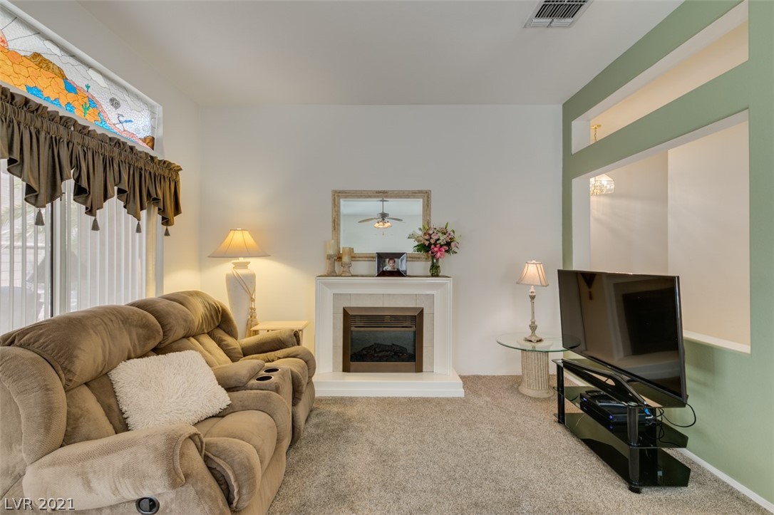 483 Edgefield Ridge Place Henderson, NV 89012 - Photo 6 of 38 Gallery Image 6