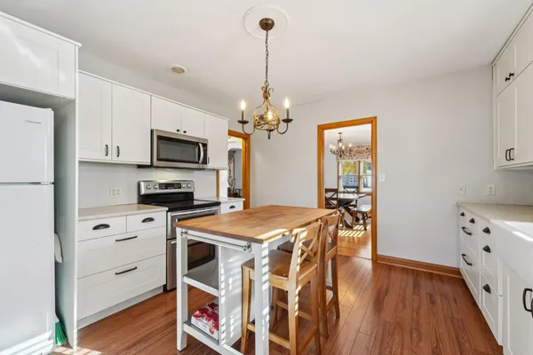 $329,900 | 240 South Meridian Street, Belle Plaine, MN 56011