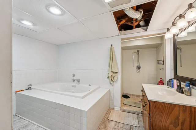 $341,900 | 240 South Meridian Street, Belle Plaine, MN 56011