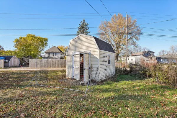 $329,900 | 240 South Meridian Street, Belle Plaine, MN 56011