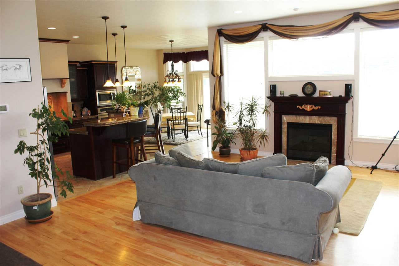 3009 West Monroe Road Spokane, WA 99208 - Photo 3 of 20