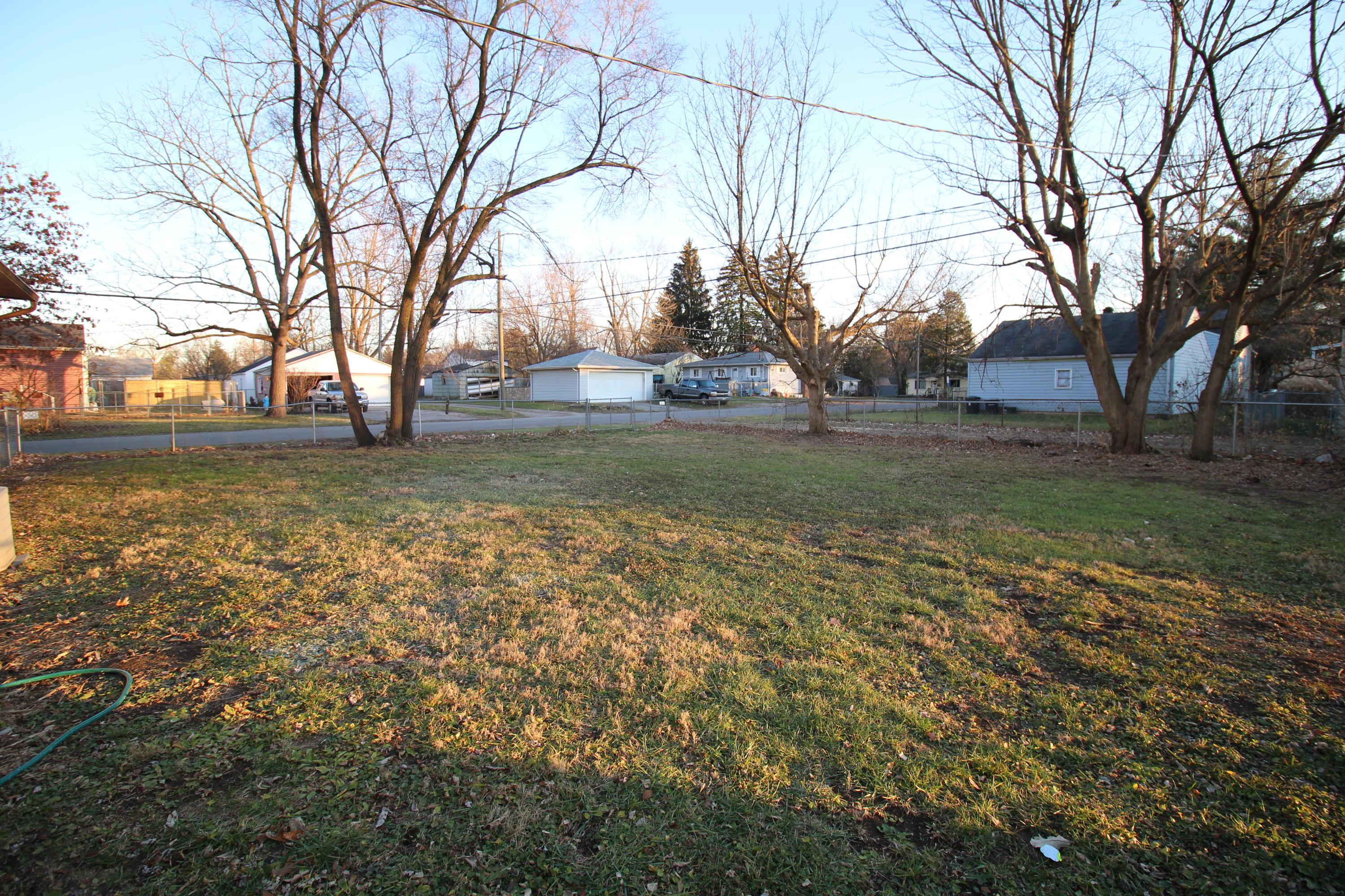 1671 Ferris Road Columbus, OH 43224 - Photo 3 of 21 Gallery Image 3