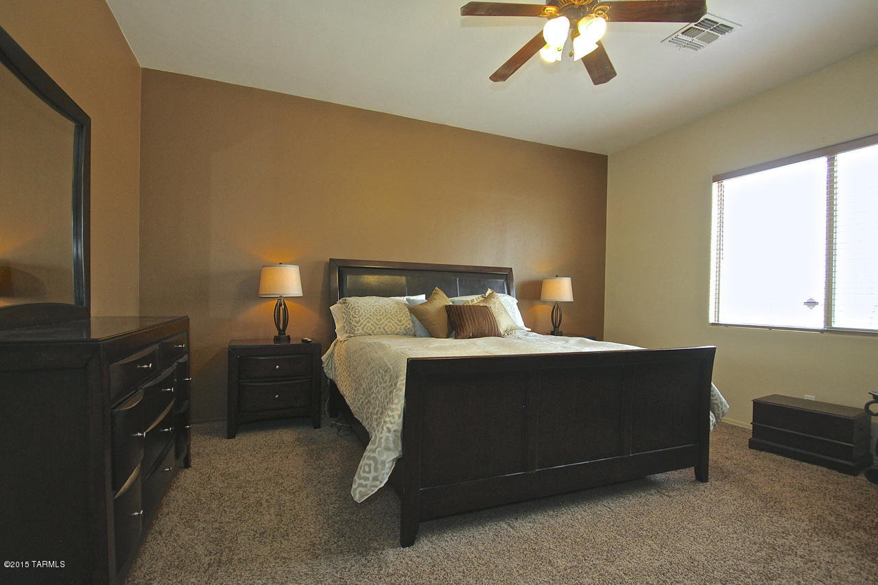 3442 South Desert Promenade Road Tucson, AZ 85735 - Photo 21 of 37