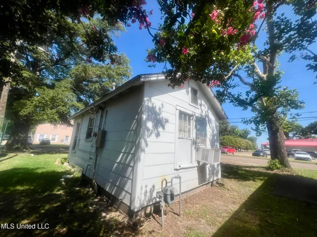 $60,000 | 314 North Chrisman Avenue, Cleveland, MS 38732
