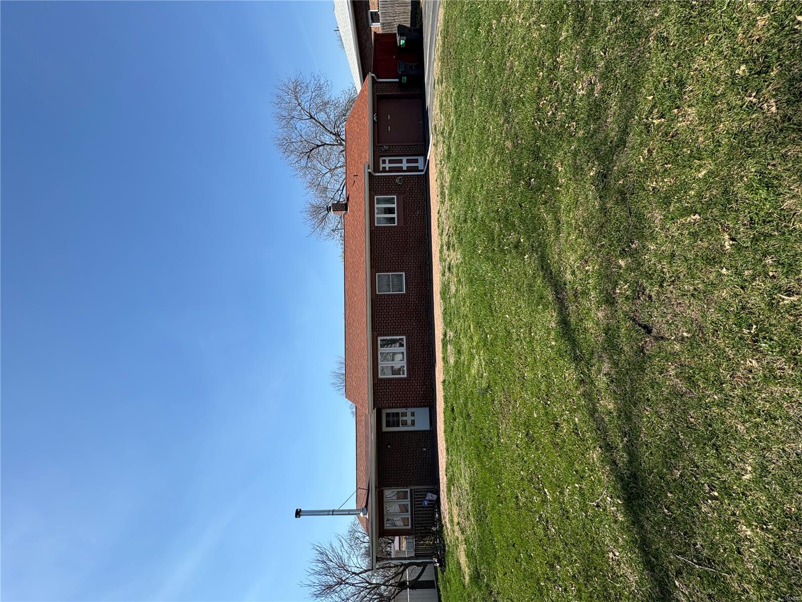 113 Paradise Lane Mitchell, IL 62040 - Photo 2 of 23