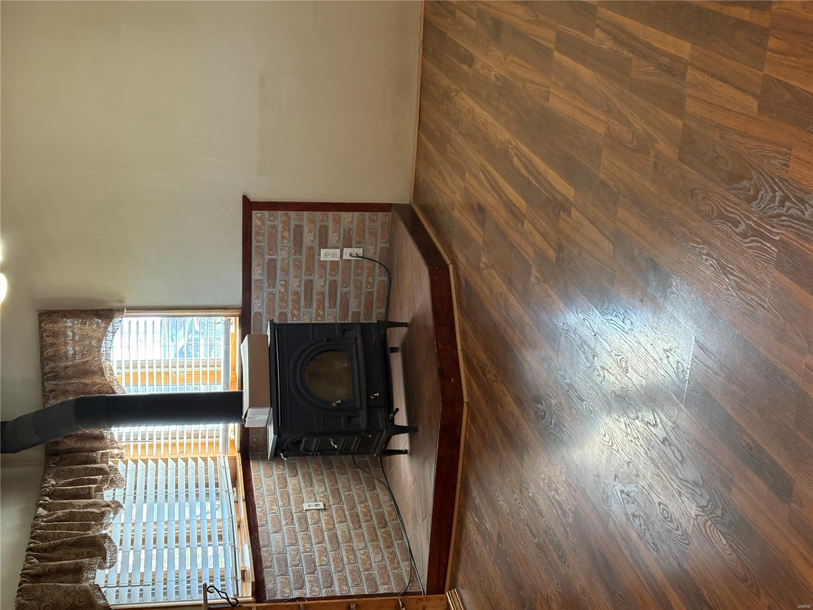 113 Paradise Lane Mitchell, IL 62040 - Photo 8 of 23