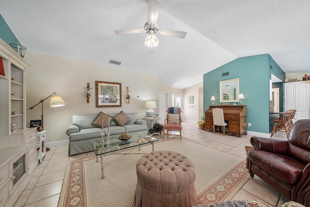 2371 Northwest 30th Road Boca Raton, FL 33431 - Photo 8 of 40 008-2371Northwest30thRoad-BocaRaton-FL-3