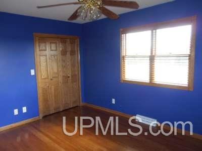 4307 21st Road Gladstone, MI 49837 - Photo 12 of 36