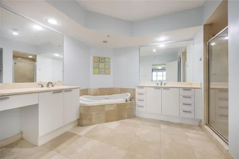 $599,000 | 14951 Royal Oaks Lane, Unit 1109, North Miami, FL 33181