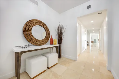$599,000 | 14951 Royal Oaks Lane, Unit 1109, North Miami, FL 33181
