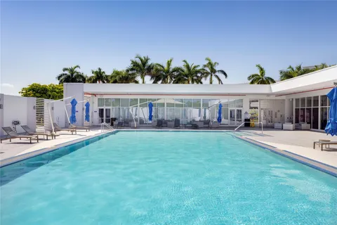 $599,000 | 14951 Royal Oaks Lane, Unit 1109, North Miami, FL 33181