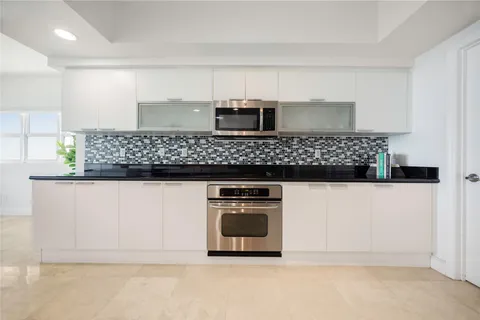 $599,000 | 14951 Royal Oaks Lane, Unit 1109, North Miami, FL 33181