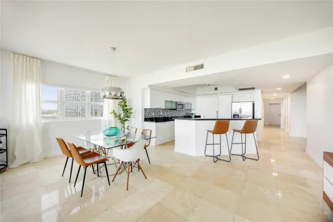 $599,000 | 14951 Royal Oaks Lane, Unit 1109, North Miami, FL 33181