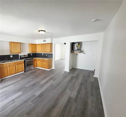 $1,200 | 1132 Crape Myrtle Lane, Harvey, LA 70058