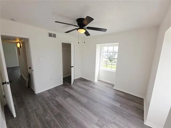 $1,200 | 1132 Crape Myrtle Lane, Harvey, LA 70058