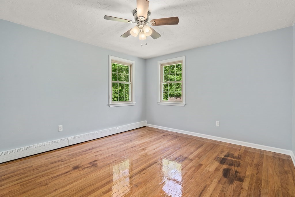 60 Lincoln Road Sutton, MA 01590 - Photo 15 of 29