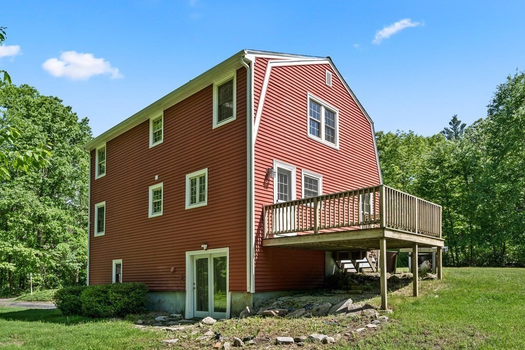 60 Lincoln Road Sutton, MA 01590 - Photo 25 of 29