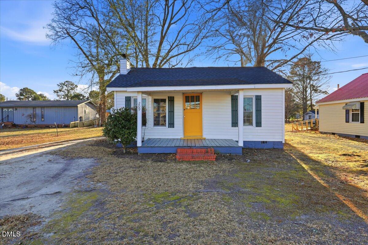 209 Price Street Pine Level, NC 27568 - Photo 1 of 23 01-209 Price St-1