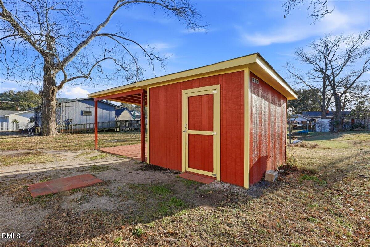 209 Price Street Pine Level, NC 27568 - Photo 21 of 23 06-209 Price St-6